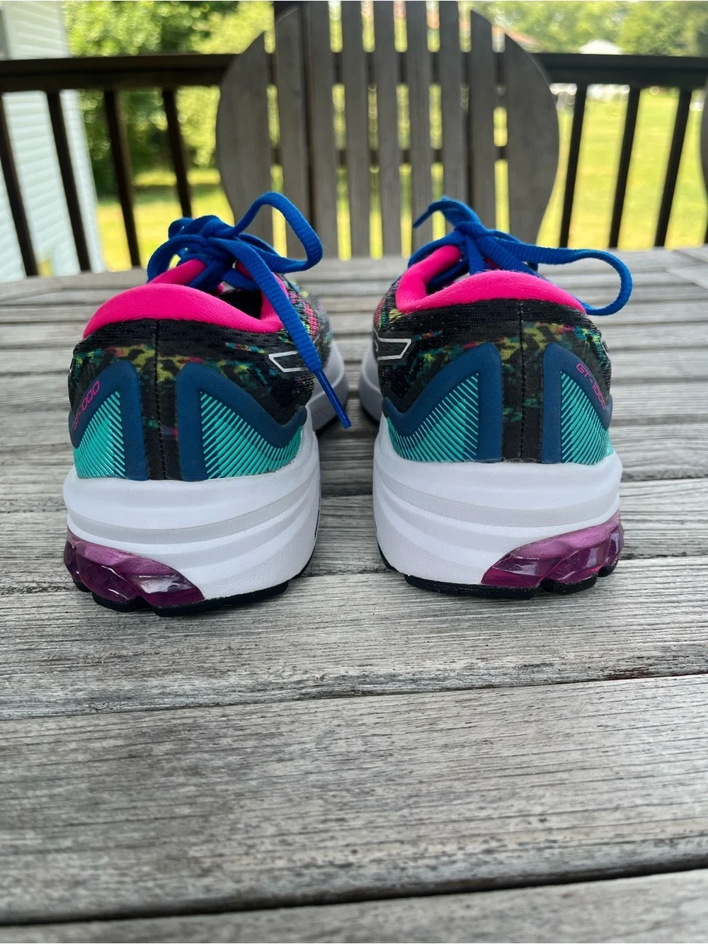 NWOT ASICS Women's GT-1000 11 • Size 6 Running Shoes / Sneakers
